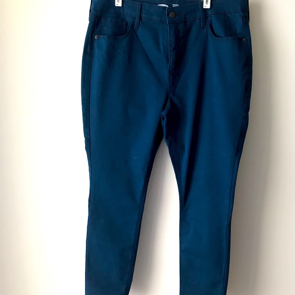 Old Navy Rockstar Super Skinny Jeans - Never Worn